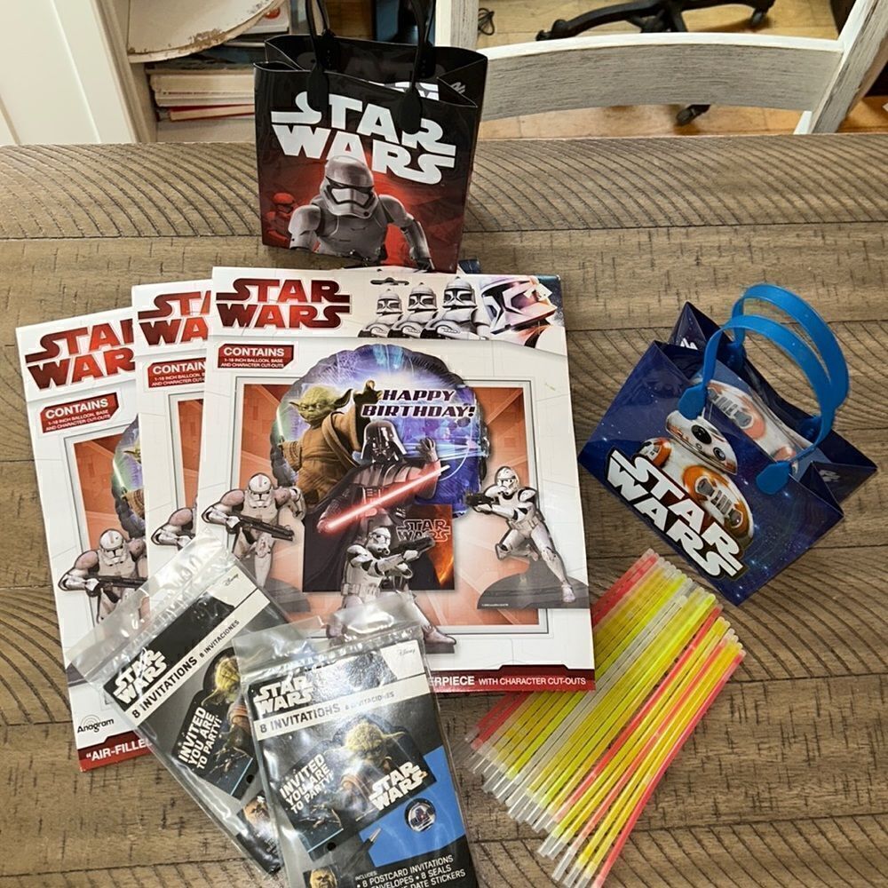 Star⭐️Wars🚀🥳Party🎉🎈glow ‘sabers’, invites, stickers, balloons, coloringmore!